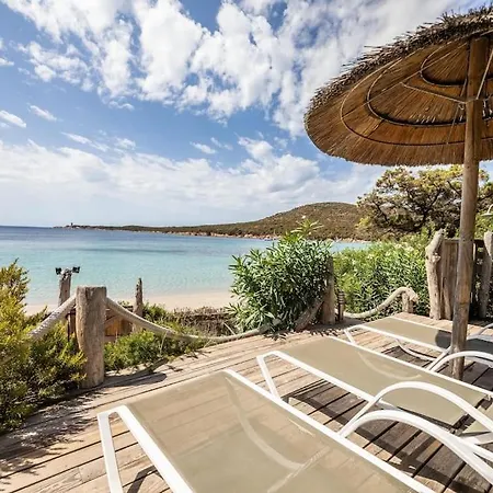 De Furnellu Location Pieds Dans L'eau Hébergement de vacances *